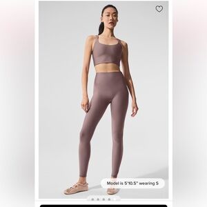 Alo Airlift High-Waist Sleek Legging- Mushroom